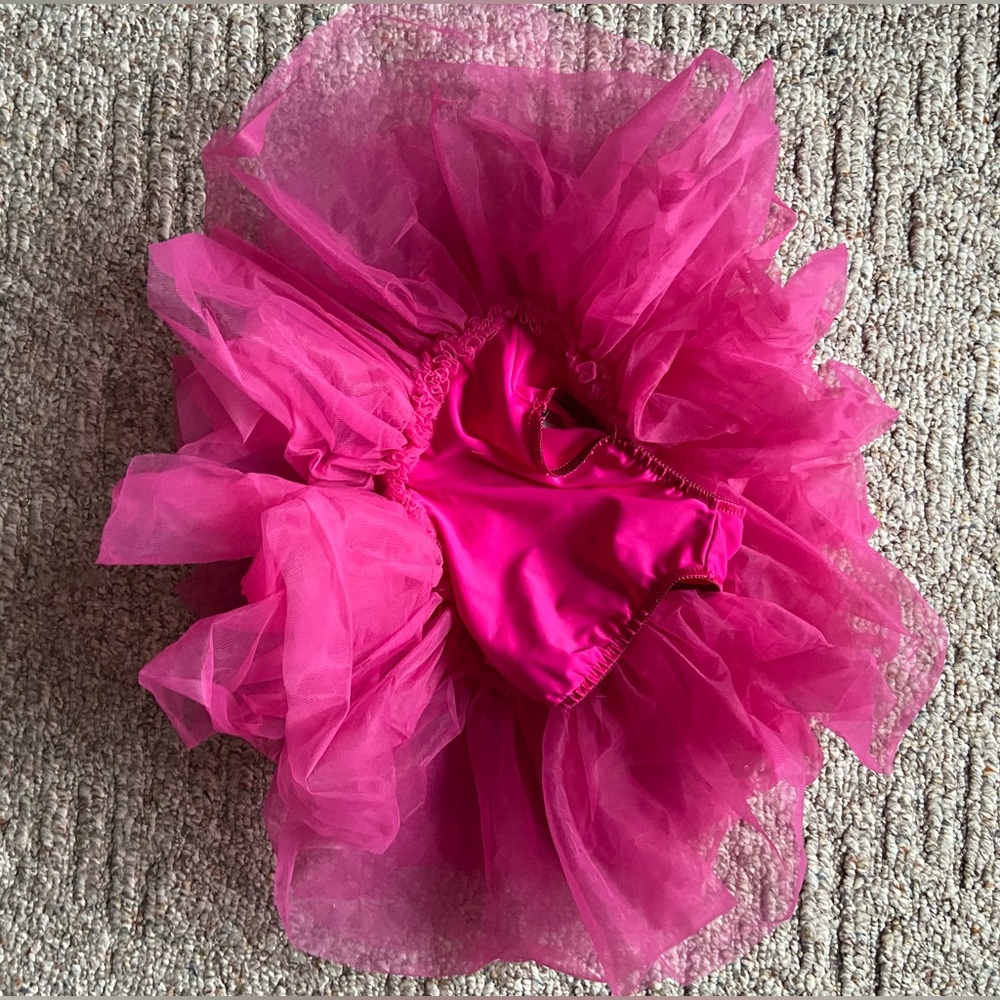 Weismann Pink Sparkly Dance Costume - Picture 7 of 11